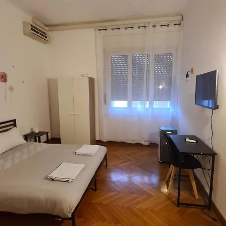 Dock Bay Hostel * טריאסטה